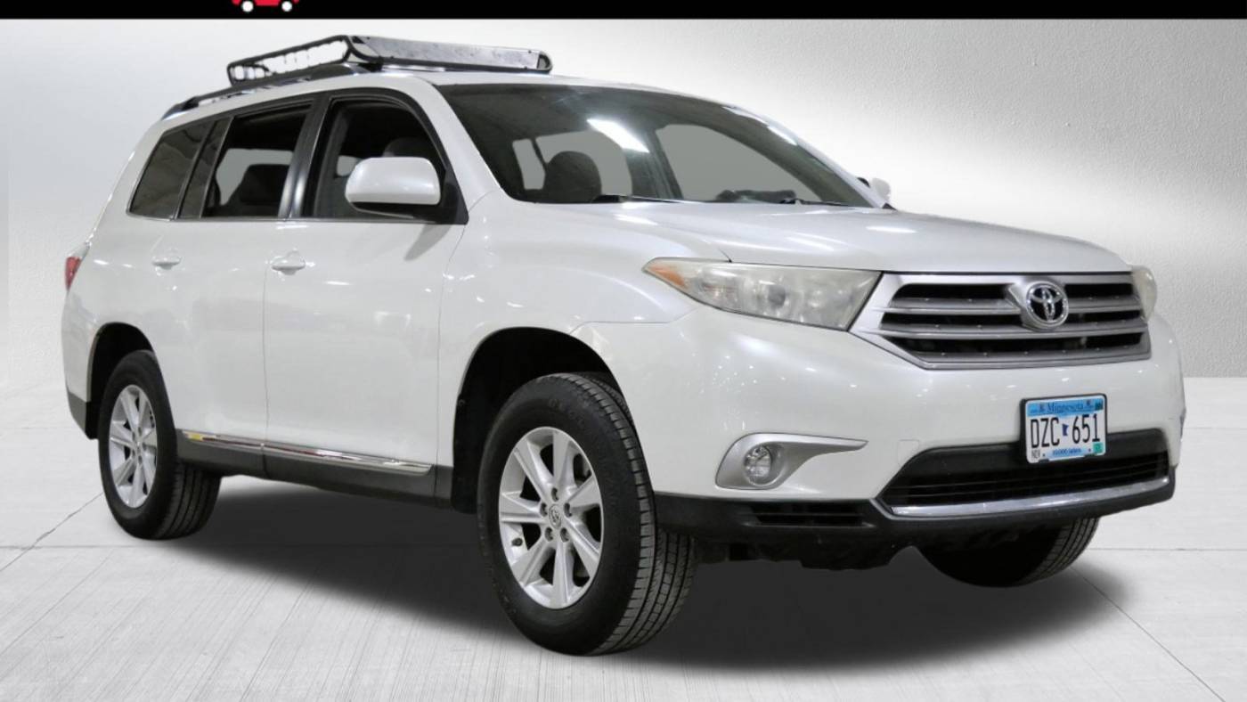 2013 Toyota Highlander Plus — SUV — 156,614 mi — Golden Valley, MN