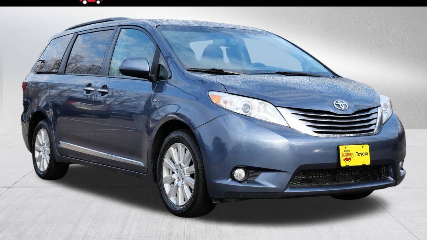 2017 Toyota Sienna XLE