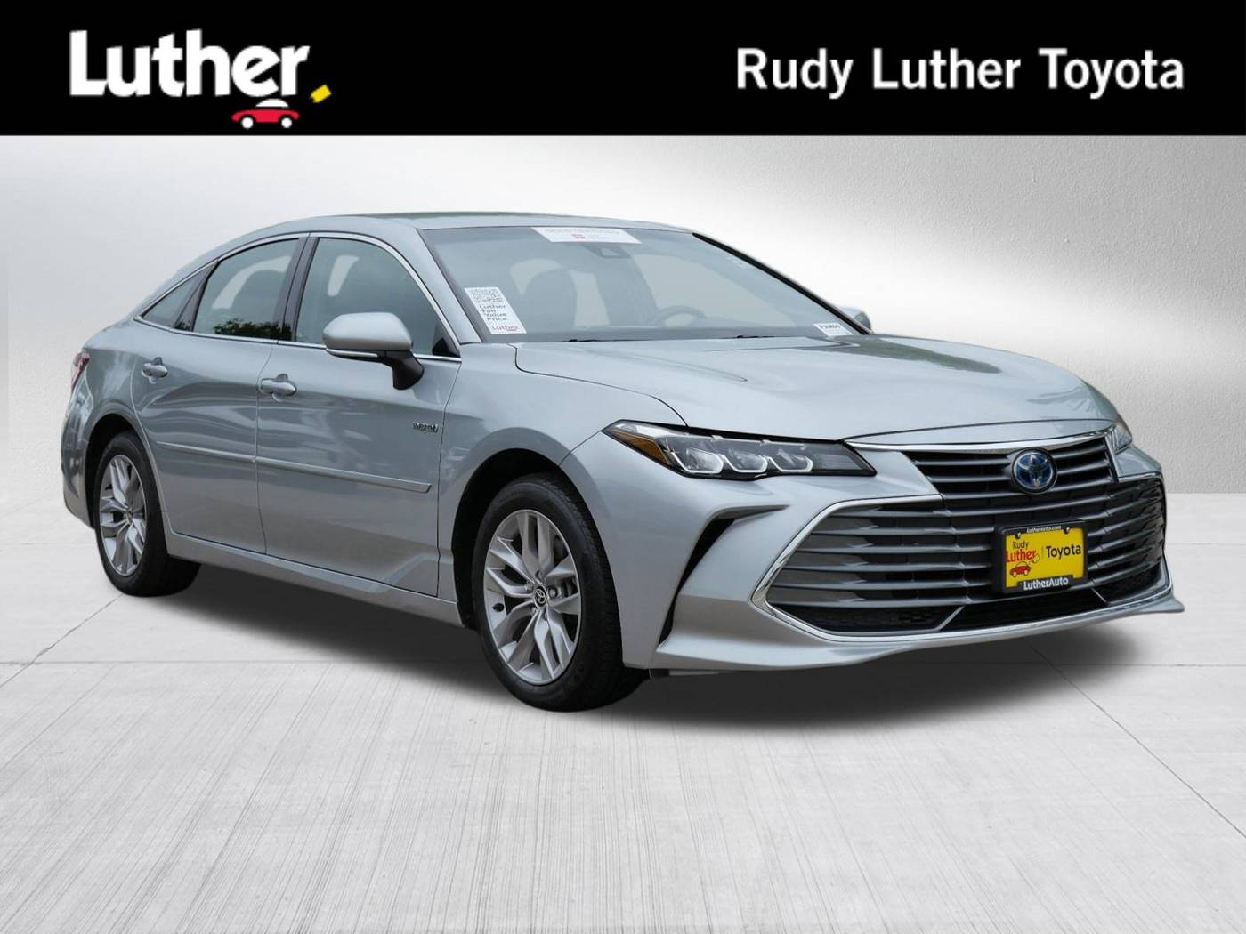 2021 Toyota Avalon Hybrid XLE — Sedan — 40,872 mi — Golden Valley, MN