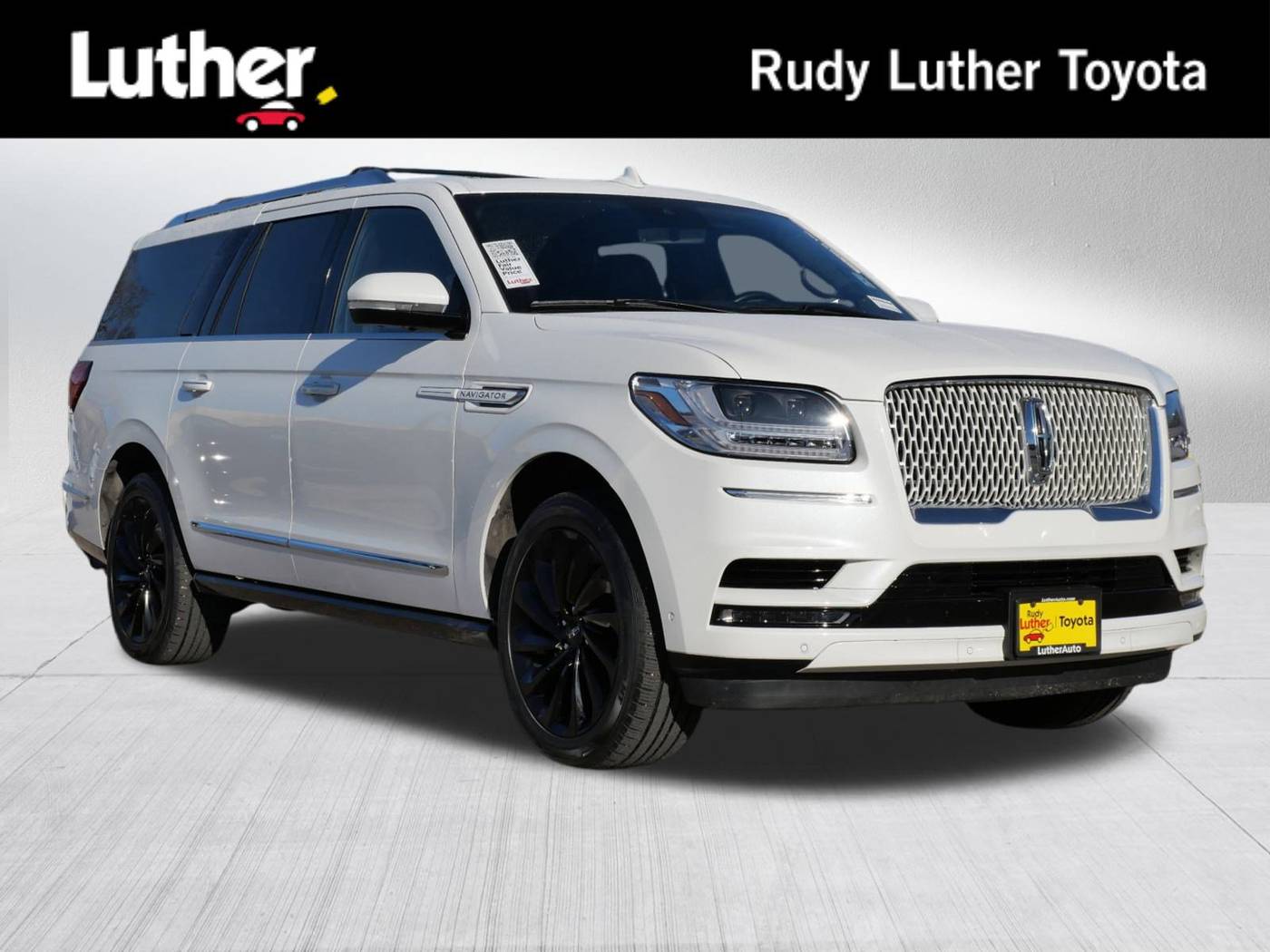 2021 Lincoln Navigator Reserve — SUV — 14,307 mi — Golden Valley, MN