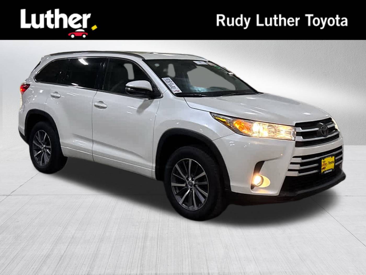 2018 Toyota Highlander XLE — SUV — 123,671 mi — Golden Valley, MN