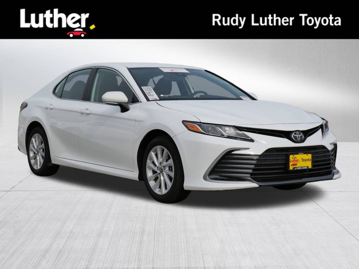 2024 Toyota Camry LE — Sedan — 11,859 mi — Golden Valley, MN