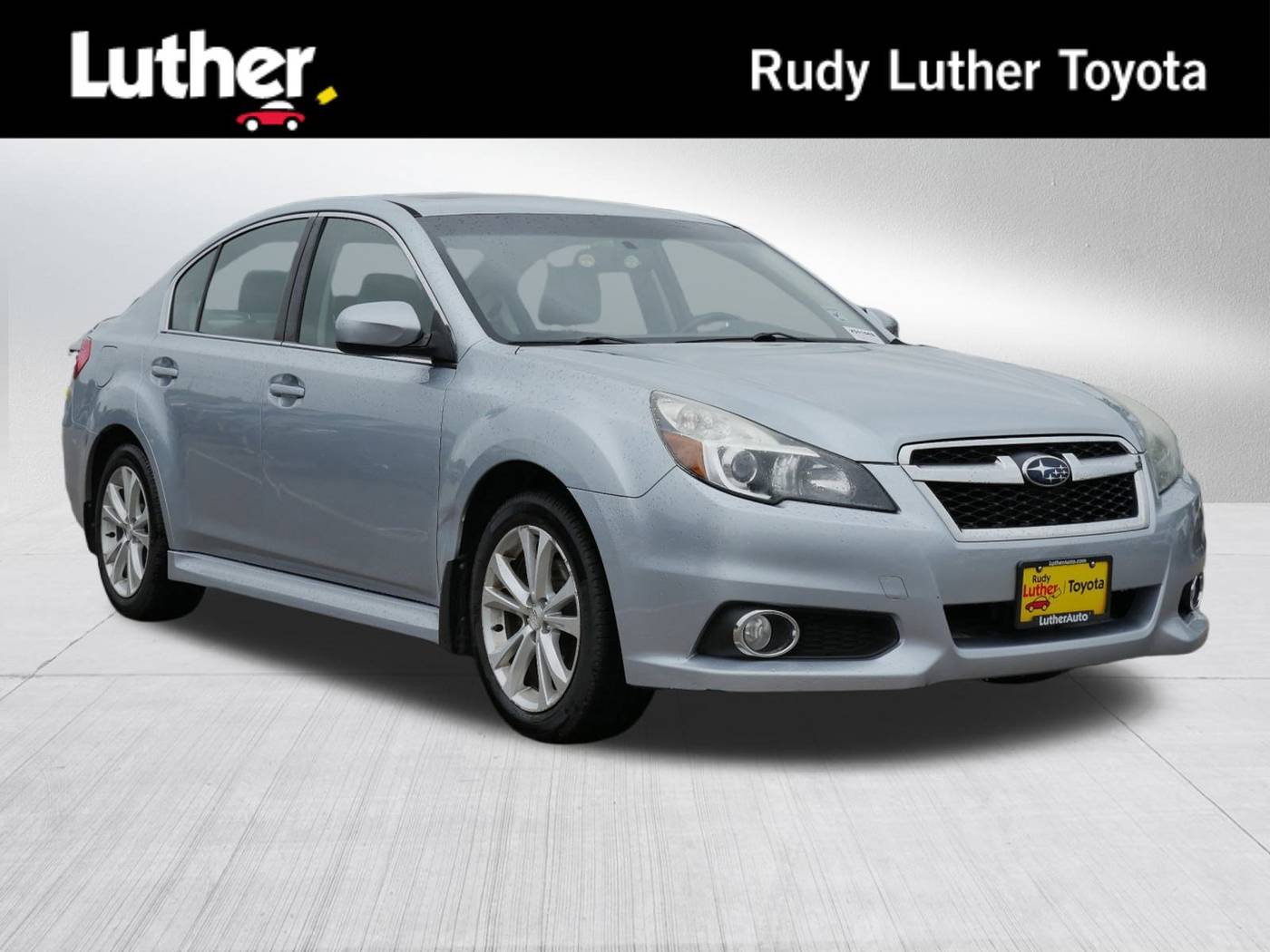 2013 Subaru Legacy 2.5i Limited — Sedan — 132,905 mi — Golden Valley, MN
