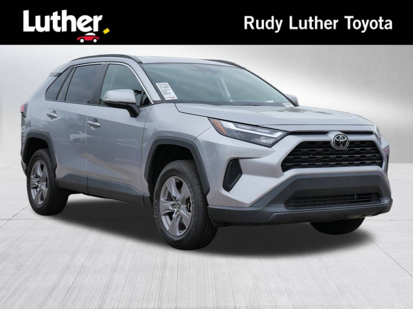 2022 Toyota RAV4 XLE — SUV — 17,673 mi — Golden Valley, MN