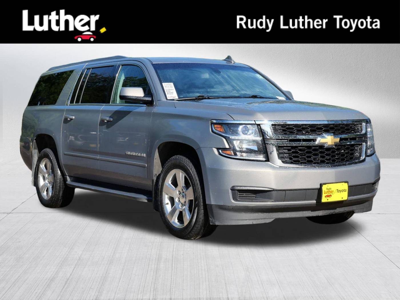 2017 Chevrolet Suburban LS — SUV — 134,220 mi — Golden Valley, MN
