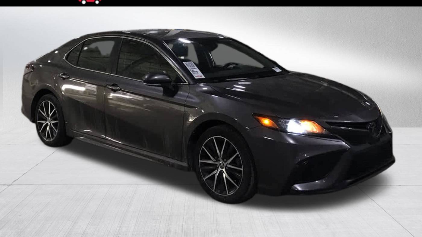 2023 Toyota Camry SE — Sedan — 53,531 mi — Golden Valley, MN