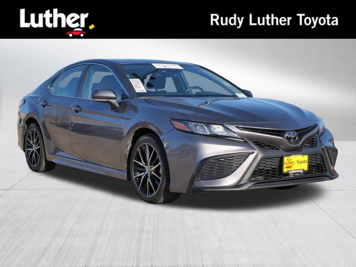 2023 Toyota Camry SE — Sedan — 51,572 mi — Golden Valley, MN