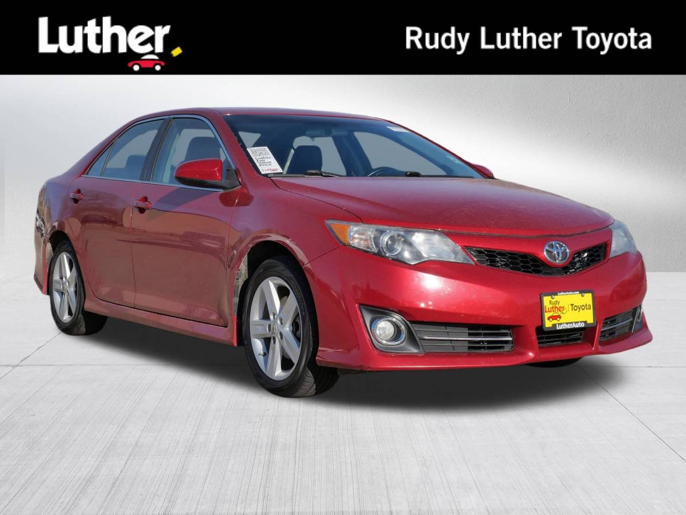 2012 Toyota Camry SE — Sedan — 131,782 mi — Golden Valley, MN