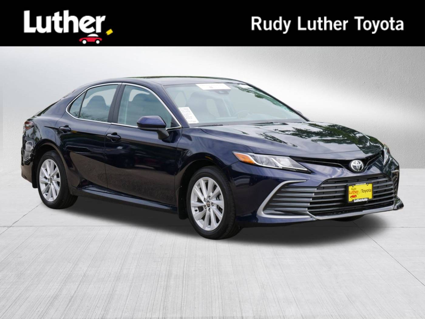 2022 Toyota Camry LE — Sedan — 16,016 mi — Golden Valley, MN