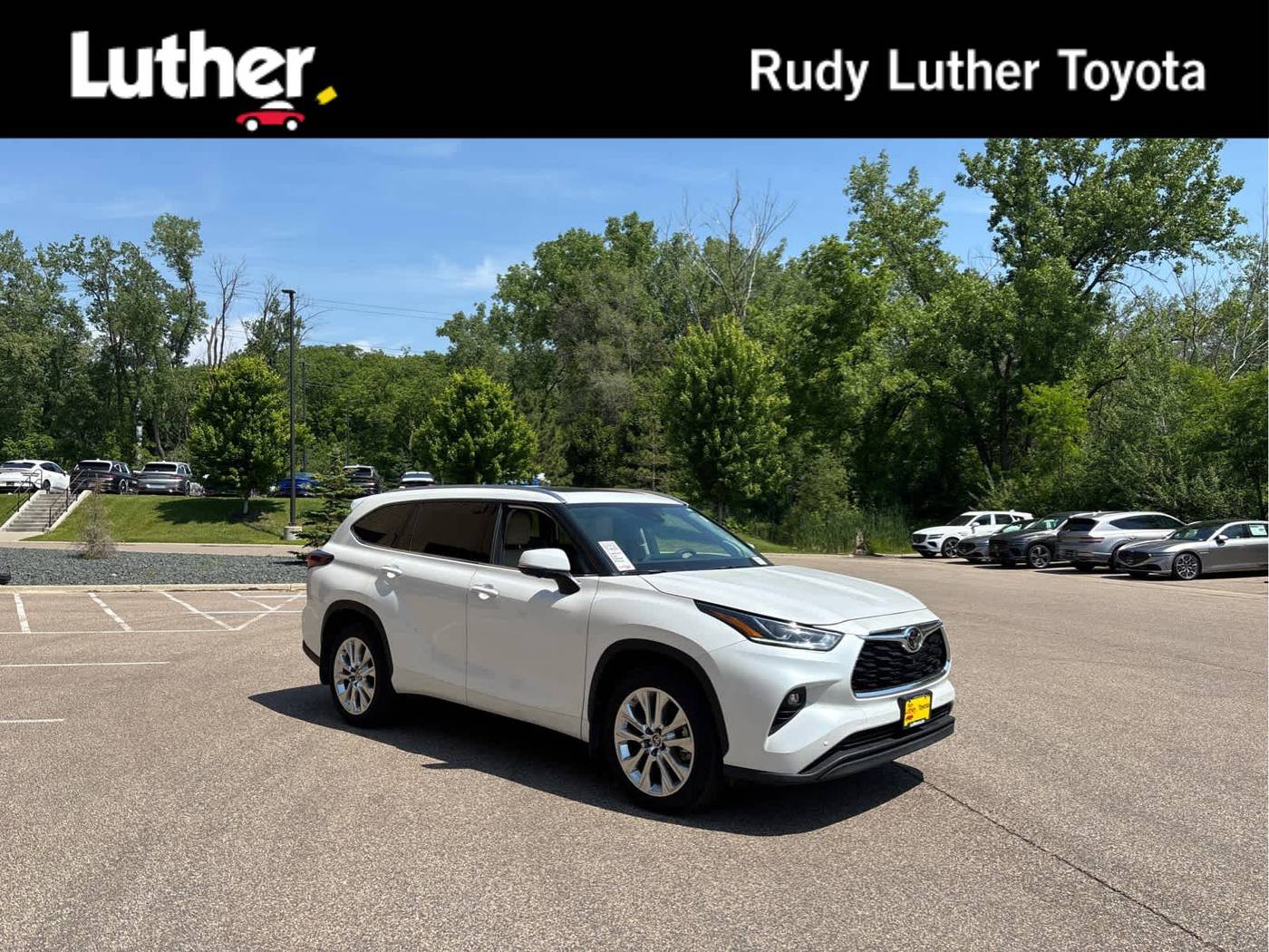2024 Toyota Highlander Limited — SUV — 7,825 mi — Golden Valley, MN
