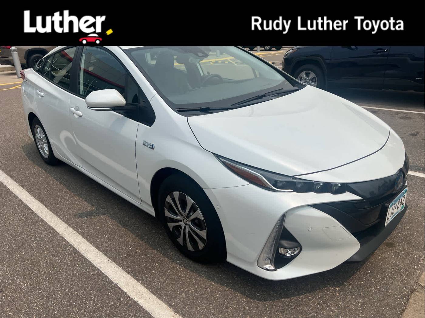 2022 Toyota Prius Prime Limited — Hatchback — 21,652 mi — Golden Valley, MN