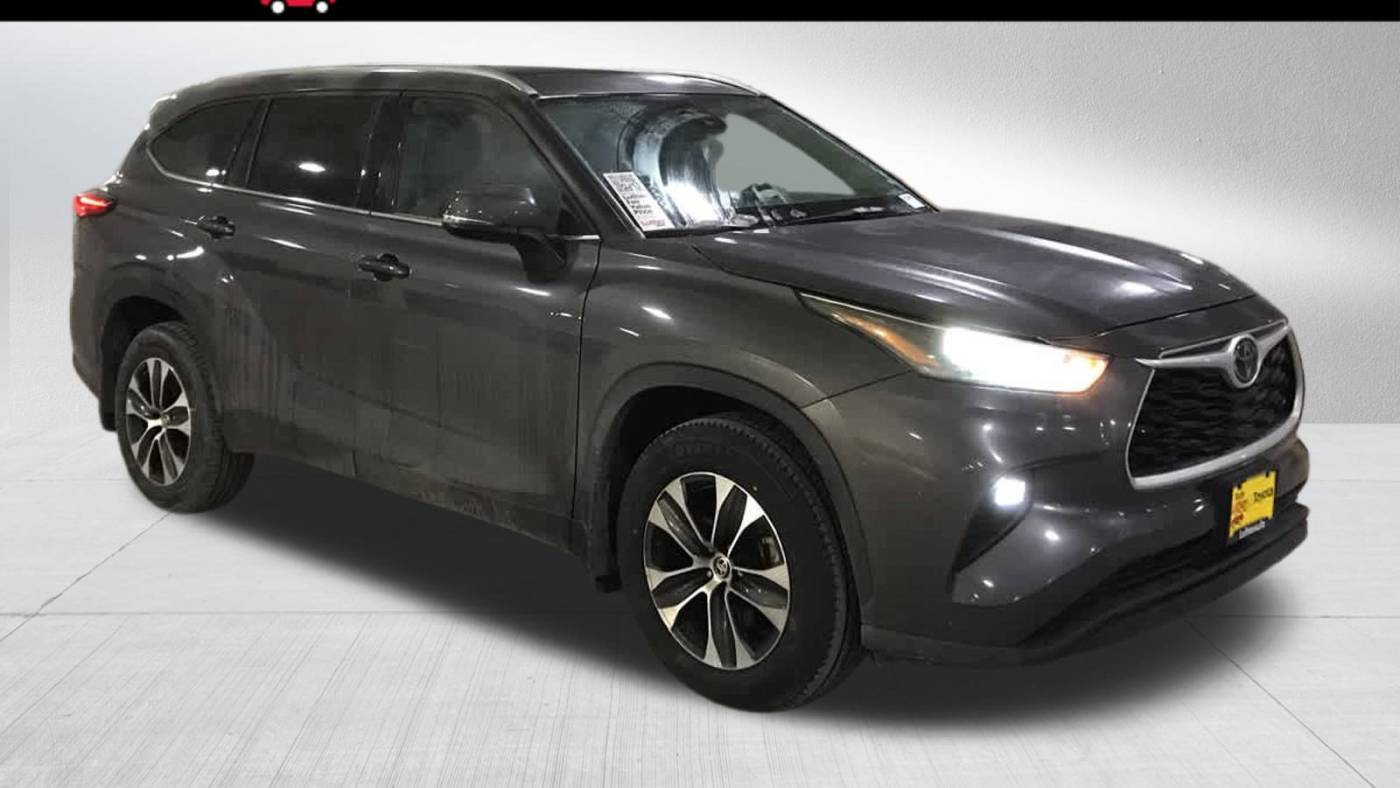 2021 Toyota Highlander XLE — SUV — 68,254 mi — Golden Valley, MN