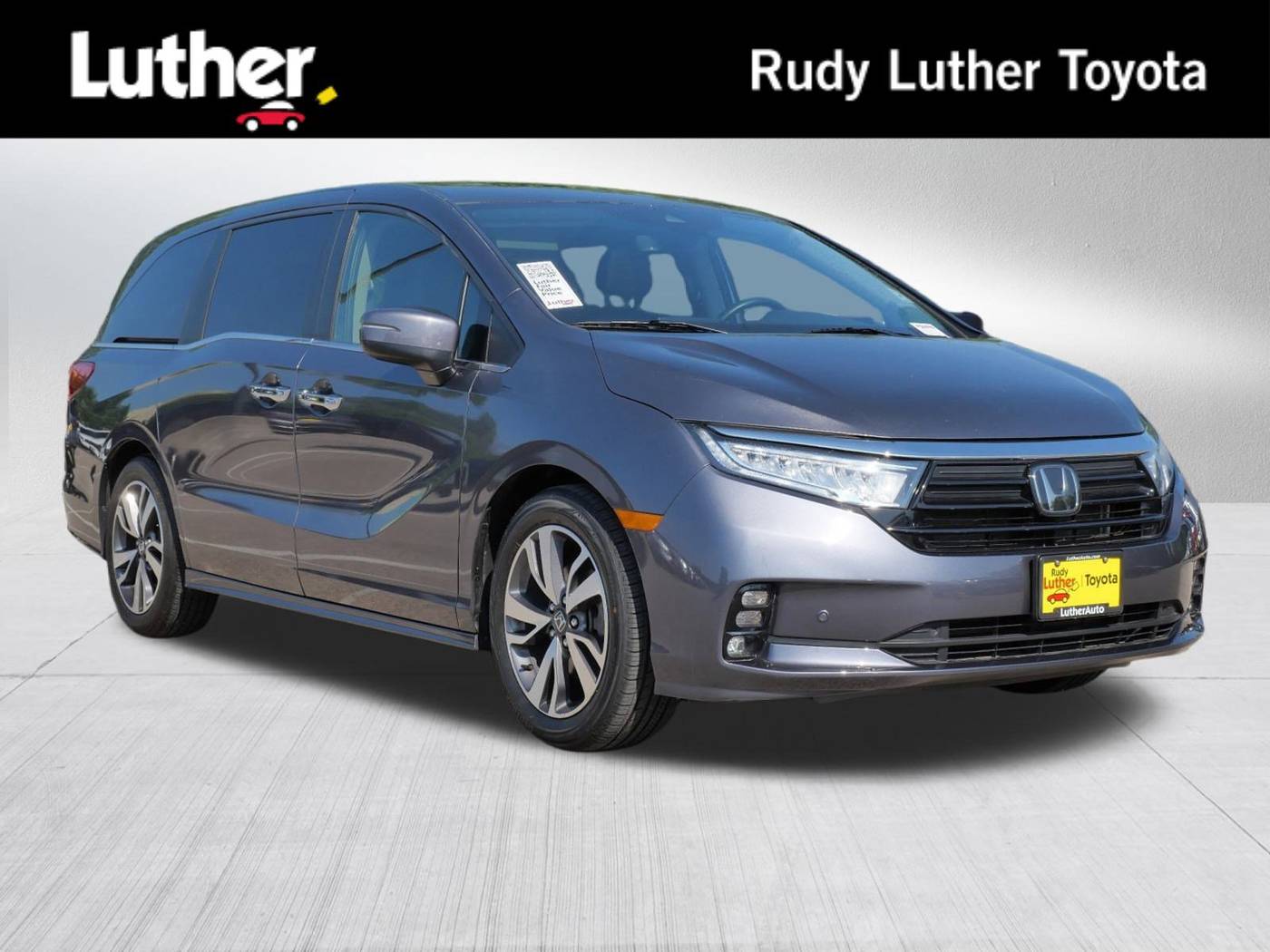 2022 Honda Odyssey Touring — Minivan — 32,279 mi — Golden Valley, MN