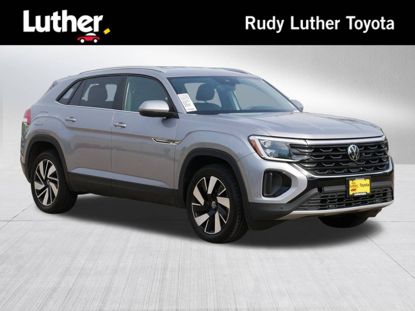 2024 Volkswagen Atlas Cross Sport SE with Technology — SUV — 46,506 mi — Golden Valley, MN