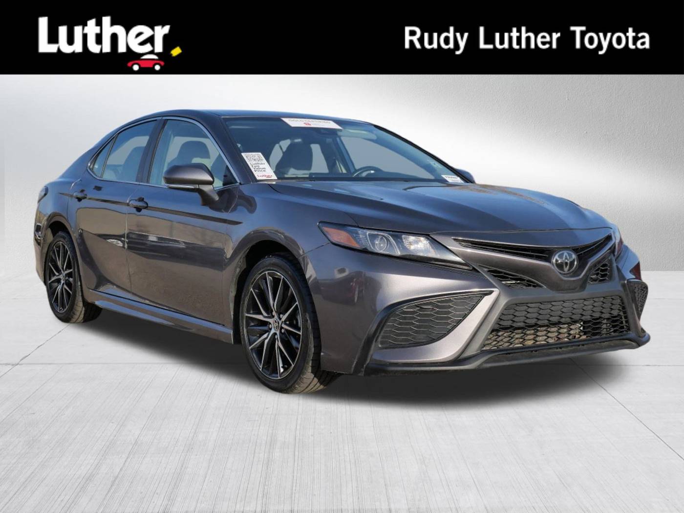 2023 Toyota Camry SE — Sedan — 50,760 mi — Golden Valley, MN