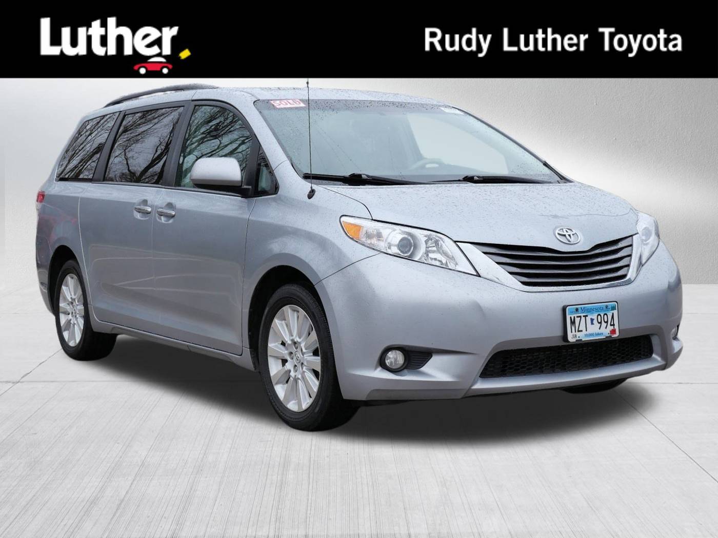 2014 Toyota Sienna XLE — Minivan — 152,920 mi — Golden Valley, MN