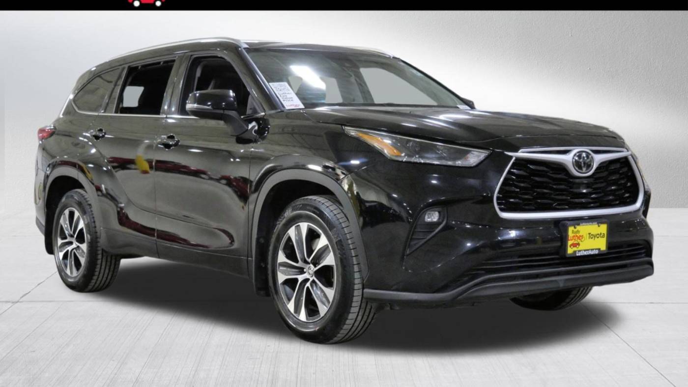 2021 Toyota Highlander XLE — SUV — 59,185 mi — Golden Valley, MN