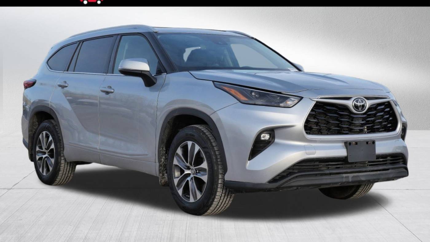 2022 Toyota Highlander XLE — SUV — 34,898 mi — Golden Valley, MN