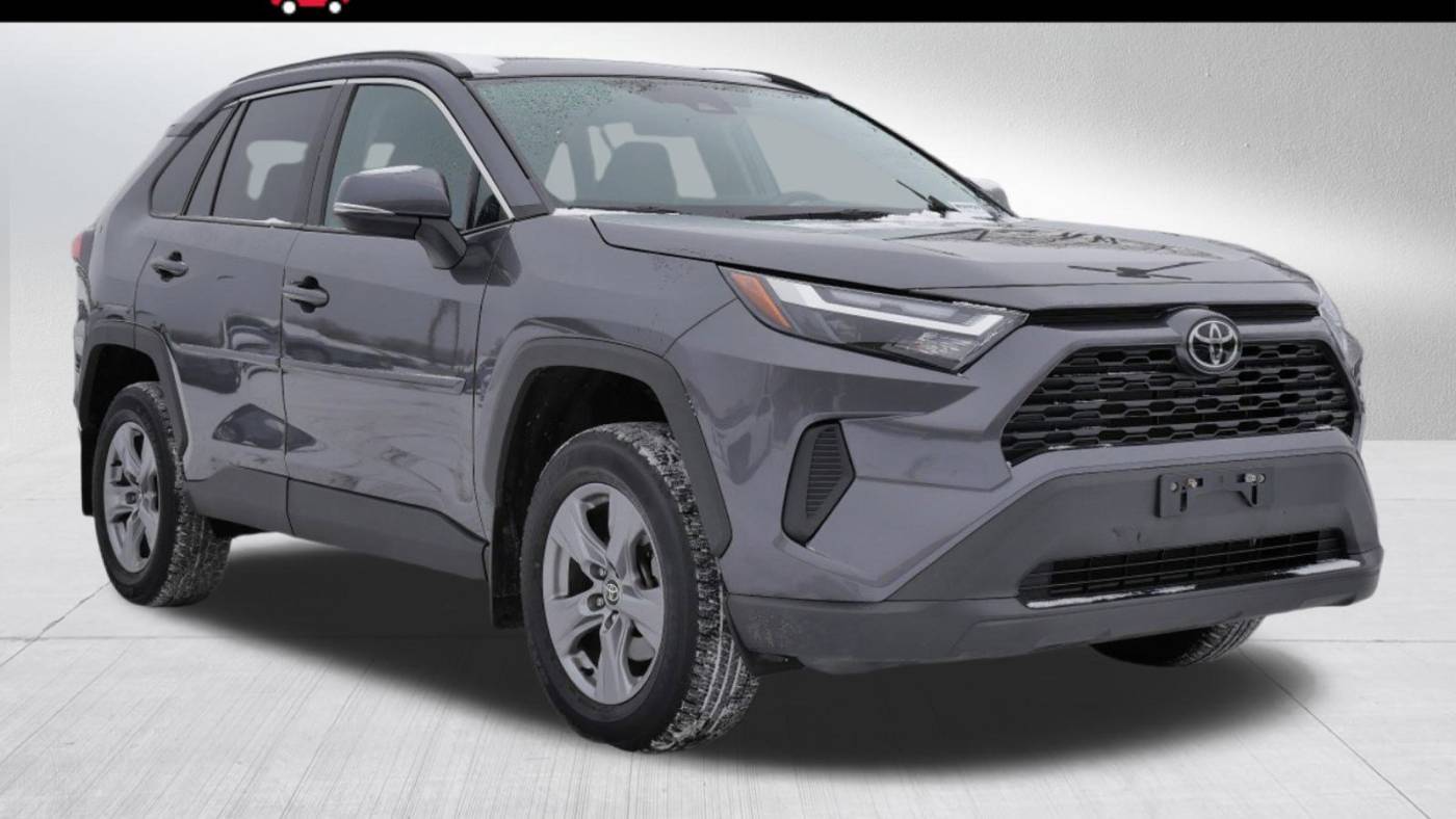 2022 Toyota RAV4 XLE — SUV — 26,925 mi — Golden Valley, MN