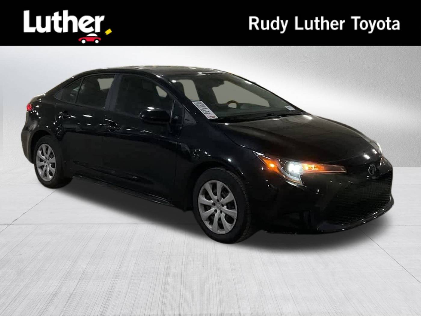 2022 Toyota Corolla LE — Sedan — 61,055 mi — Golden Valley, MN