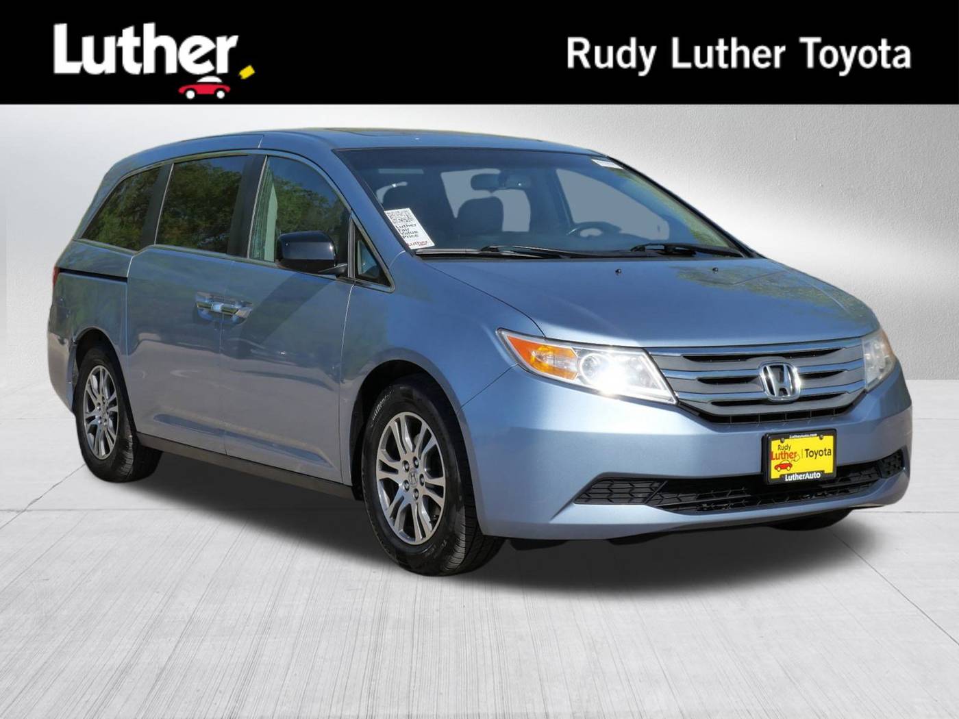 2011 Honda Odyssey EX-L — Minivan — 142,856 mi — Golden Valley, MN