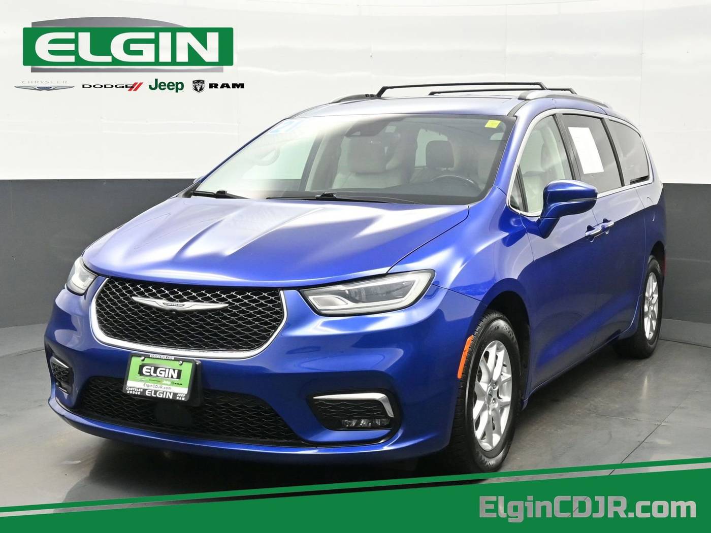 2021 Chrysler Pacifica Touring L — Minivan — 67,698 mi — Streamwood, IL