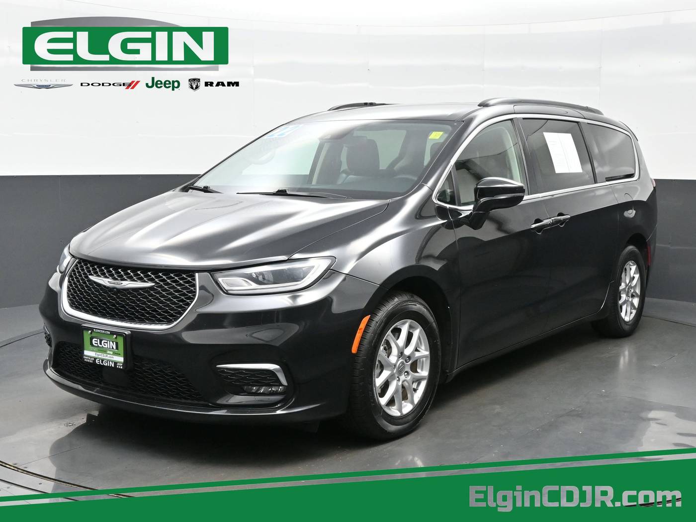 2022 Chrysler Pacifica Touring L — Minivan — 61,342 mi — Streamwood, IL