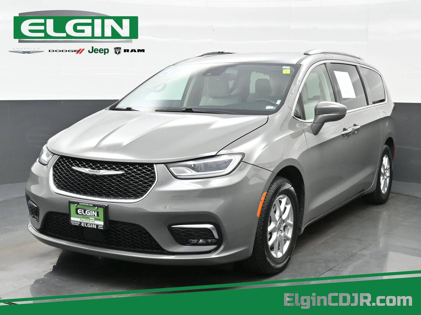 2021 Chrysler Pacifica Touring L — Minivan — 58,971 mi — Streamwood, IL
