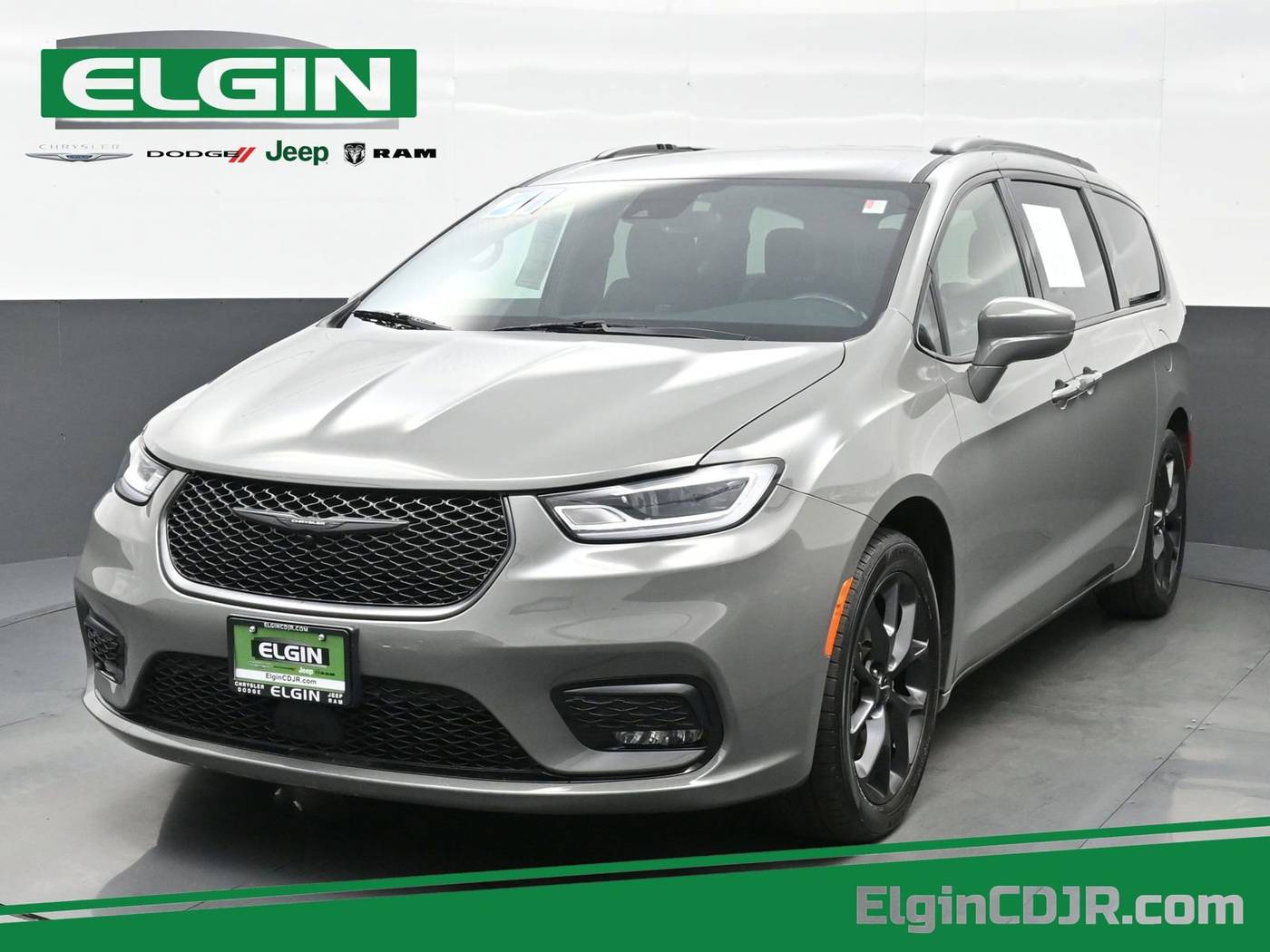 2021 Chrysler Pacifica Touring — Minivan — 41,174 mi — Streamwood, IL