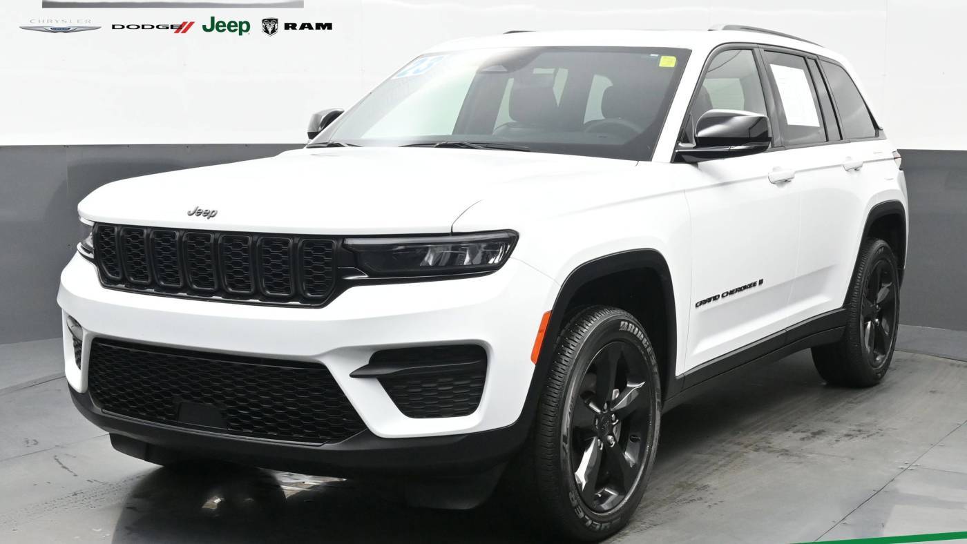 2023 Jeep Grand Cherokee Altitude — SUV — 17,037 mi — Streamwood, IL