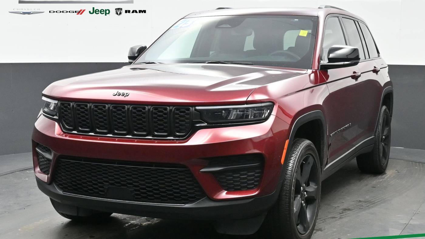 2023 Jeep Grand Cherokee Altitude — SUV — 35,042 mi — Streamwood, IL