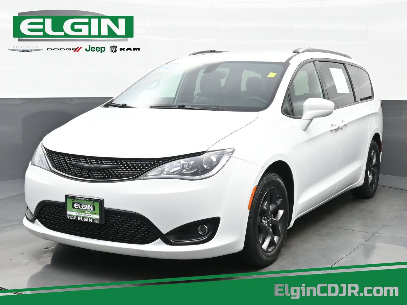 2019 Chrysler Pacifica Touring L — Minivan — 103,109 mi — Streamwood, IL