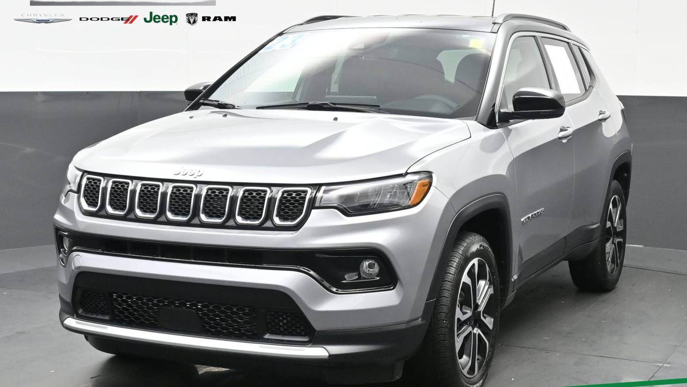 2023 Jeep Compass Limited — SUV — 13,452 mi — Streamwood, IL