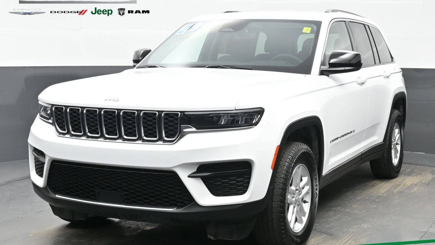 2023 Jeep Grand Cherokee Laredo — SUV — 18,678 mi — Streamwood, IL