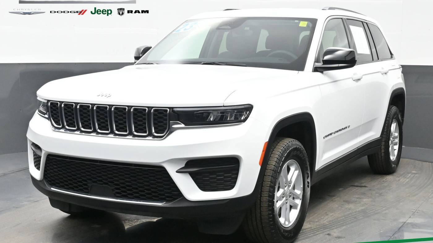 2023 Jeep Grand Cherokee Laredo — SUV — 19,924 mi — Streamwood, IL
