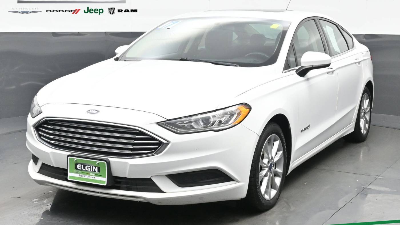2017 Ford Fusion Hybrid SE — Sedan — 126,458 mi — Streamwood, IL