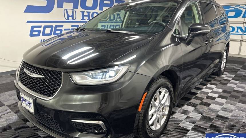 2022 Chrysler Pacifica Touring L — Minivan — 64,248 mi — Ivel, KY