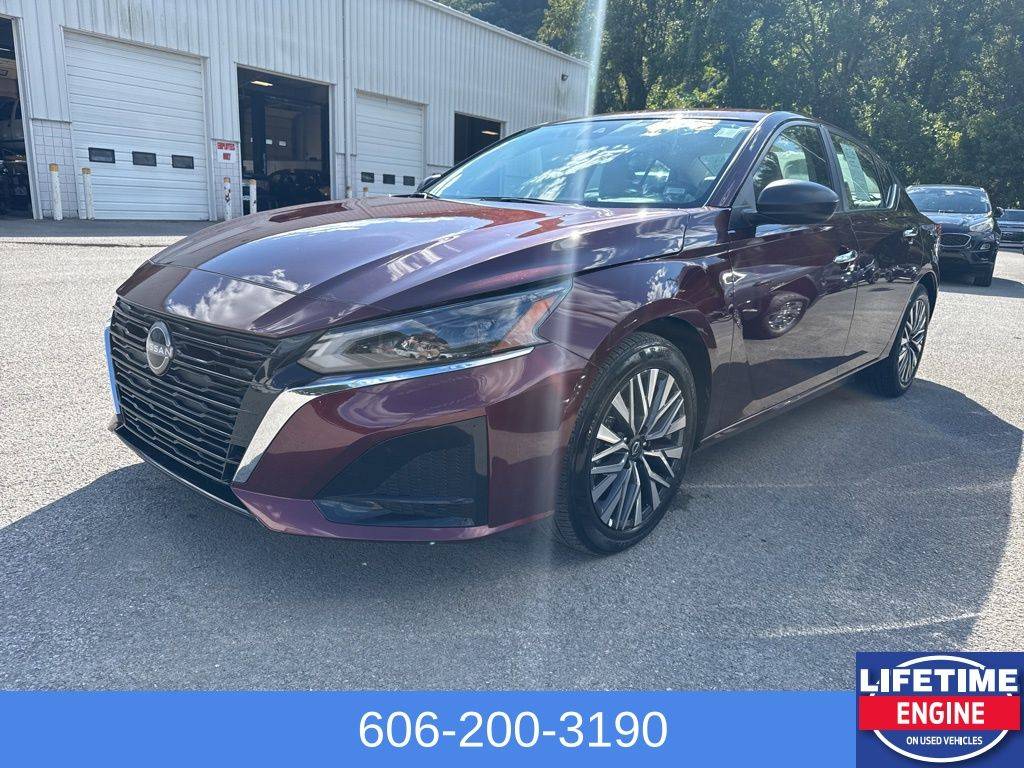 2025 Nissan Altima SV — Sedan — 30,857 mi — Ivel, KY