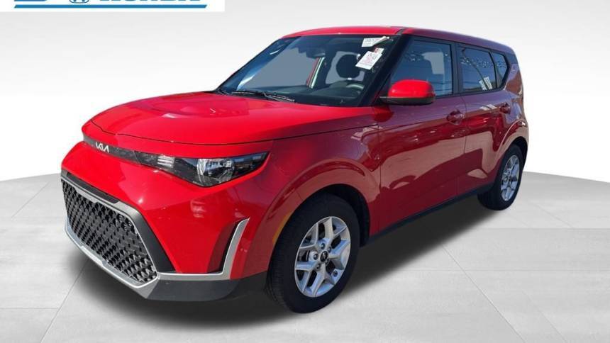 2024 Kia Soul LX — Hatchback — 8,840 mi — Ivel, KY