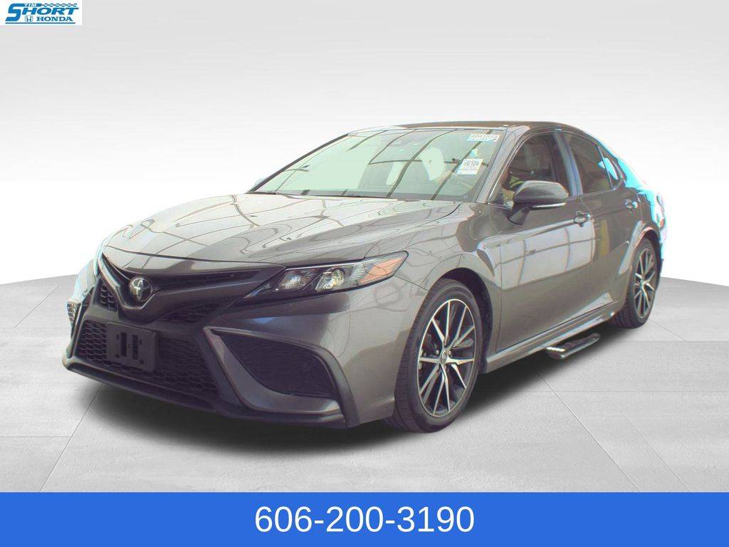 2024 Toyota Camry SE — Sedan — 31,838 mi — Ivel, KY