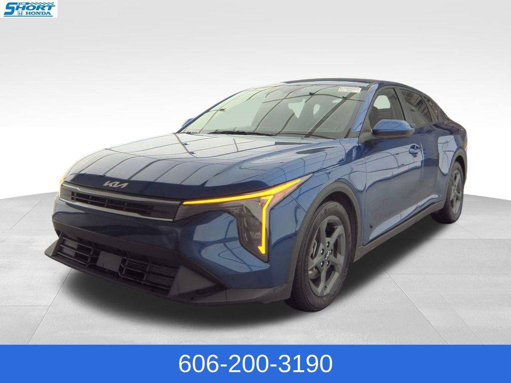 2025 Kia K4 LXS — Sedan — 14,324 mi — Ivel, KY