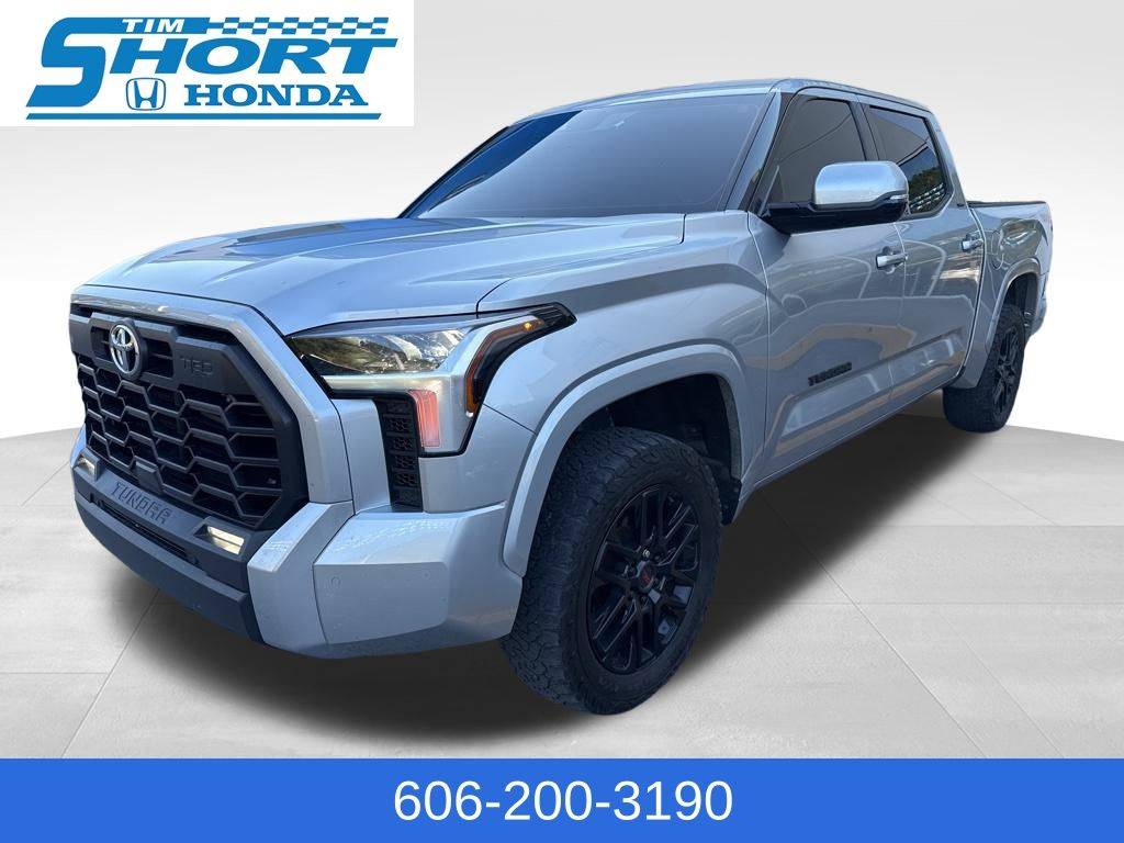 2022 Toyota Tundra SR5 — Pickup Truck — 75,000 mi — Ivel, KY