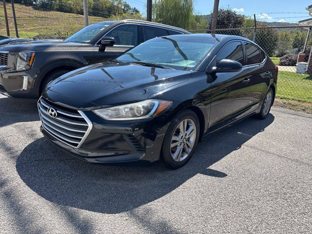 2017 Hyundai Elantra SE — Sedan — 141,348 mi — Ivel, KY