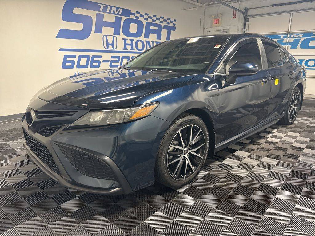 2021 Toyota Camry SE — Sedan — 93,872 mi — Ivel, KY