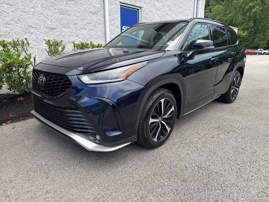 2021 Toyota Highlander XSE — SUV — 106,505 mi — Ivel, KY