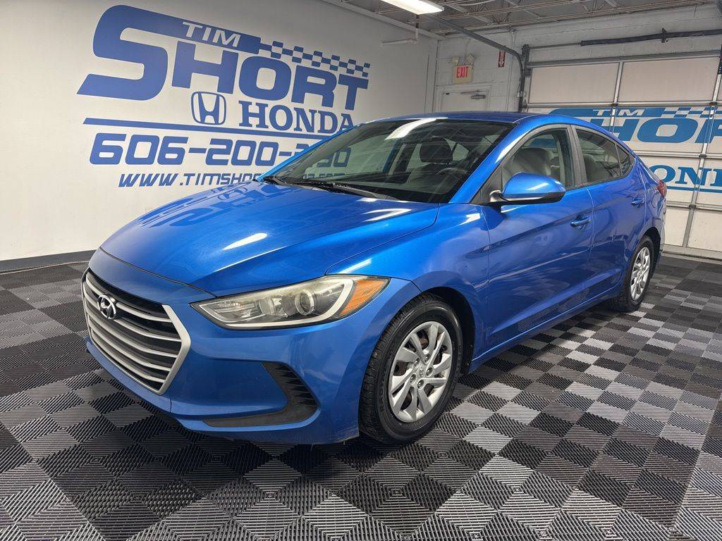 2017 Hyundai Elantra SE — Sedan — 128,157 mi — Ivel, KY