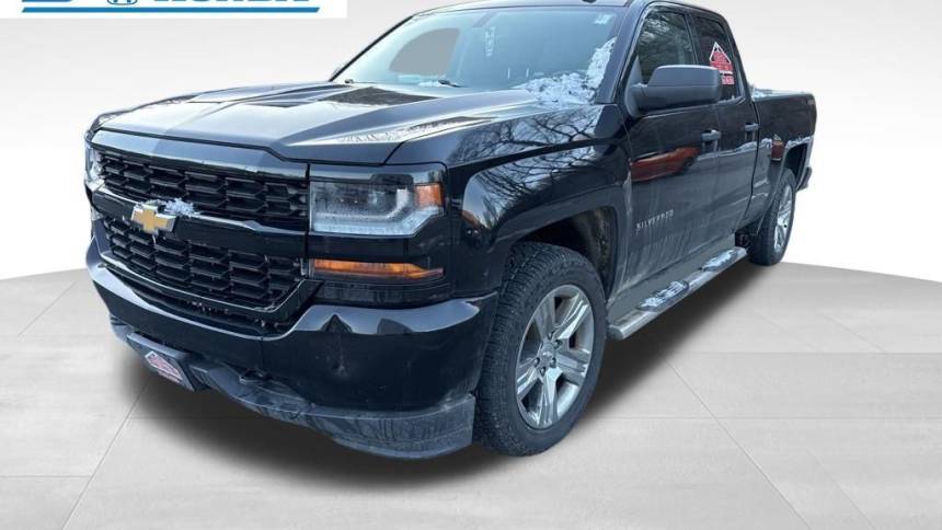 2017 Chevrolet Silverado 1500 Custom — Pickup Truck — 144,231 mi — Ivel, KY