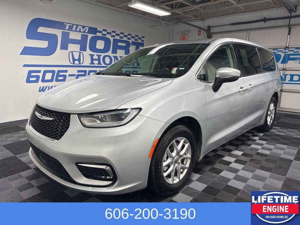 2023 Chrysler Pacifica Touring L — Minivan — 69,354 mi — Ivel, KY