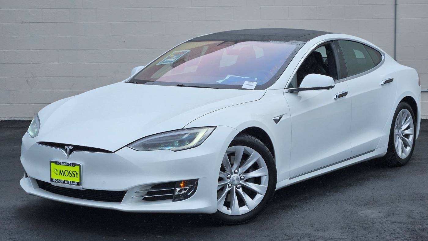 2018 Tesla Model S 75D — Hatchback — 43,307 mi — Oceanside, CA