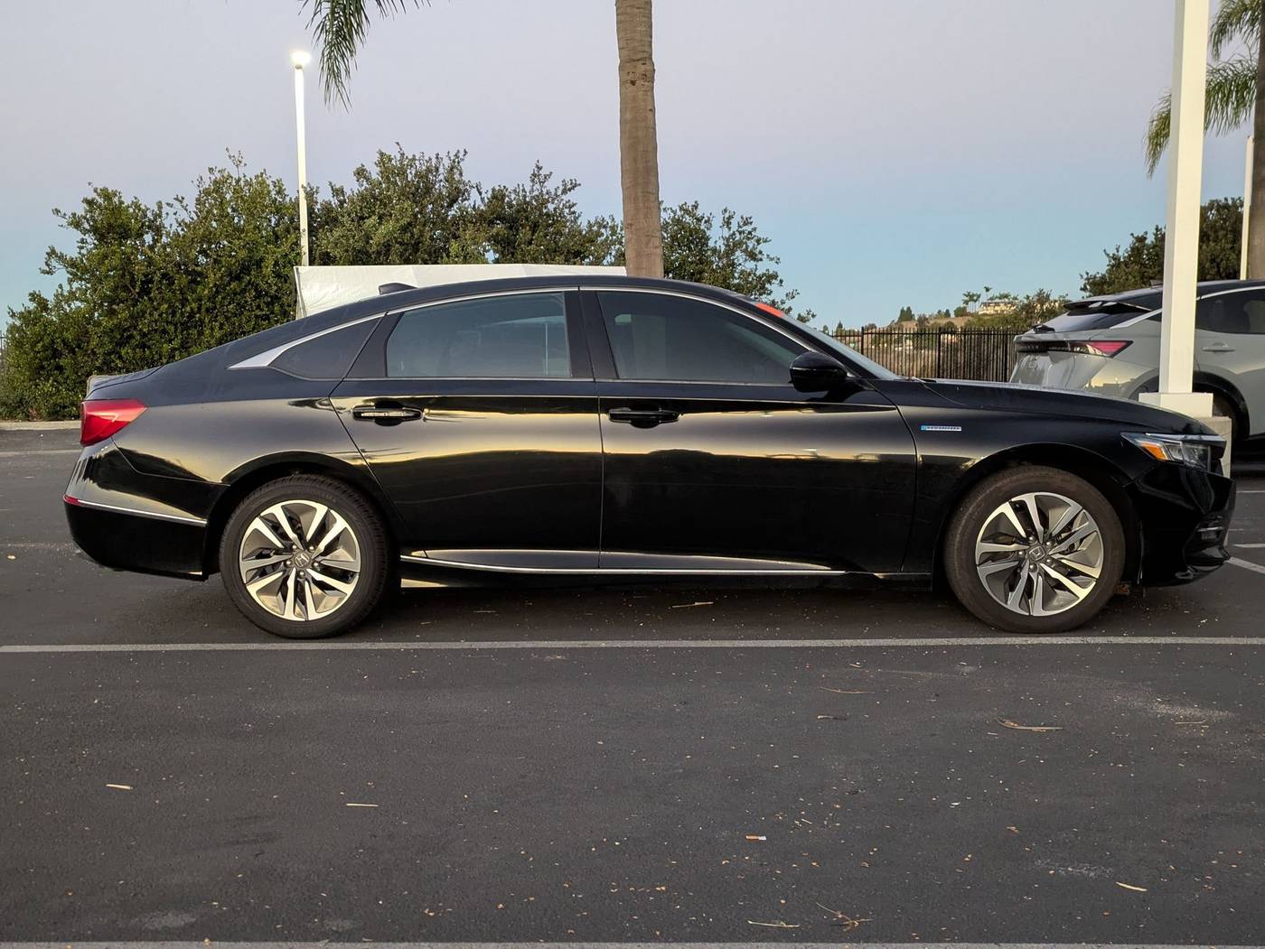 2018 Honda Accord Hybrid EX — Sedan — 77,990 mi — Oceanside, CA